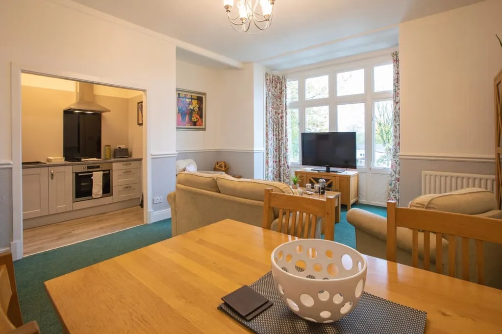 Shireburne Park gallery 2