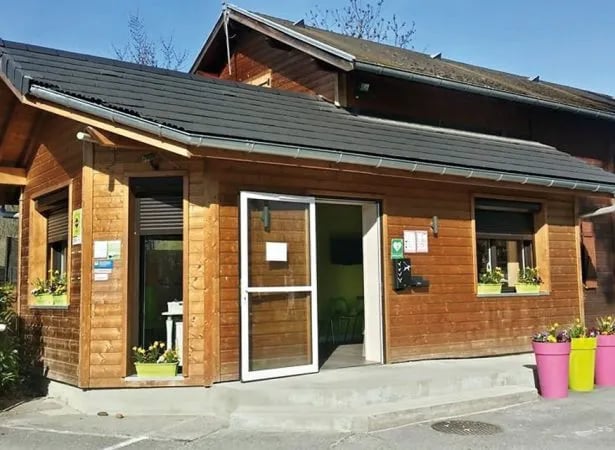 Camping Les Rives du Lac gallery 1