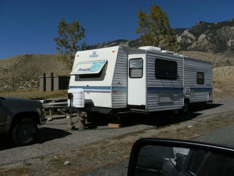 Lake Shore Campground — Buffalo Bill State Park gallery 1