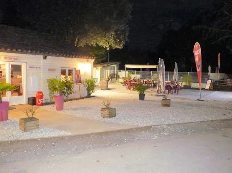 Camping Le Graniers