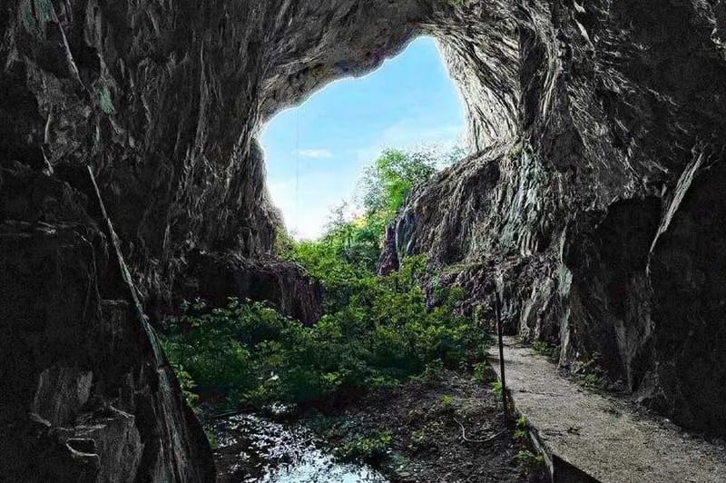 Utopia climbing community