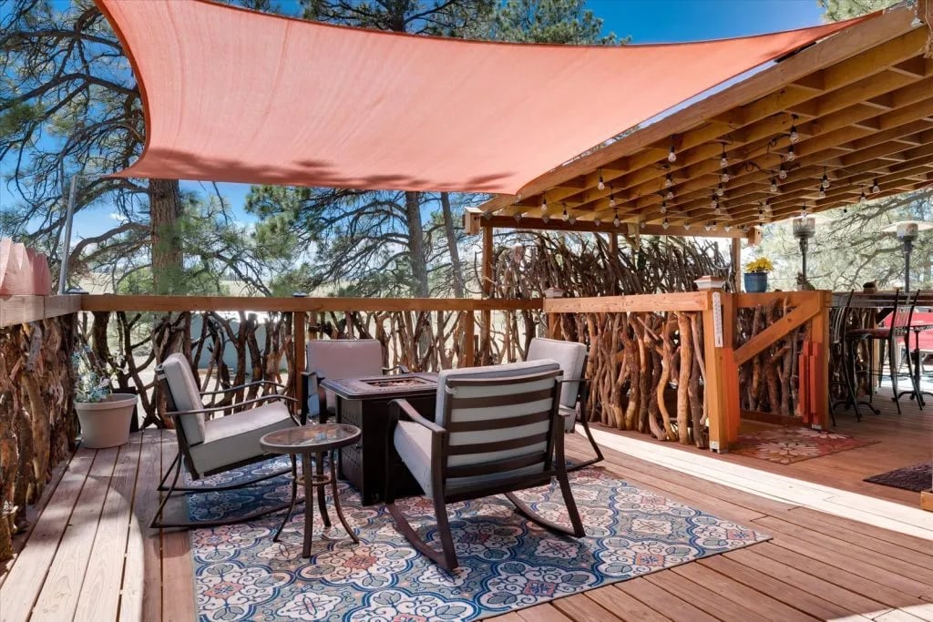 Treehouse Magic gallery 1