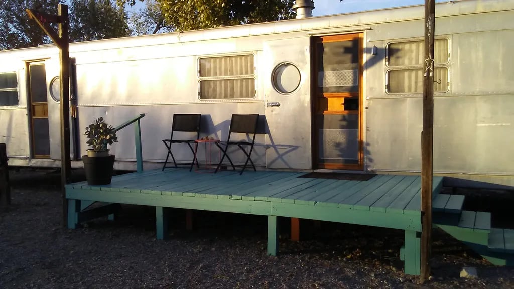 Seven Oaks Lodge – TEMPORARILY CLOSED DUE TO FLOOD