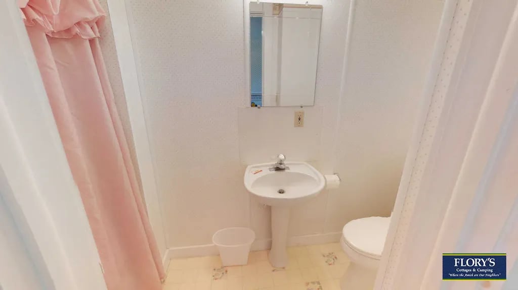 Florys Cottages & Camping gallery 1