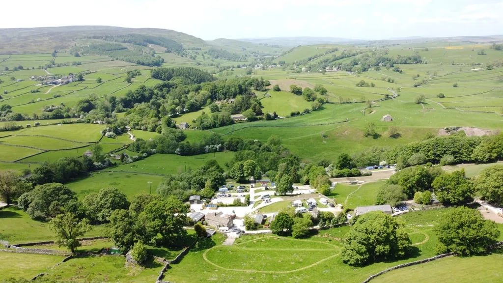 Howgill Lodge gallery 1