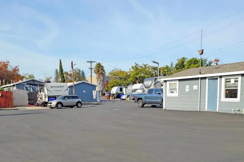 Rodeo Mobile Home & RV Park gallery 3