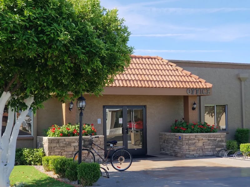 Orangewood Shadows RV Resort (55+)