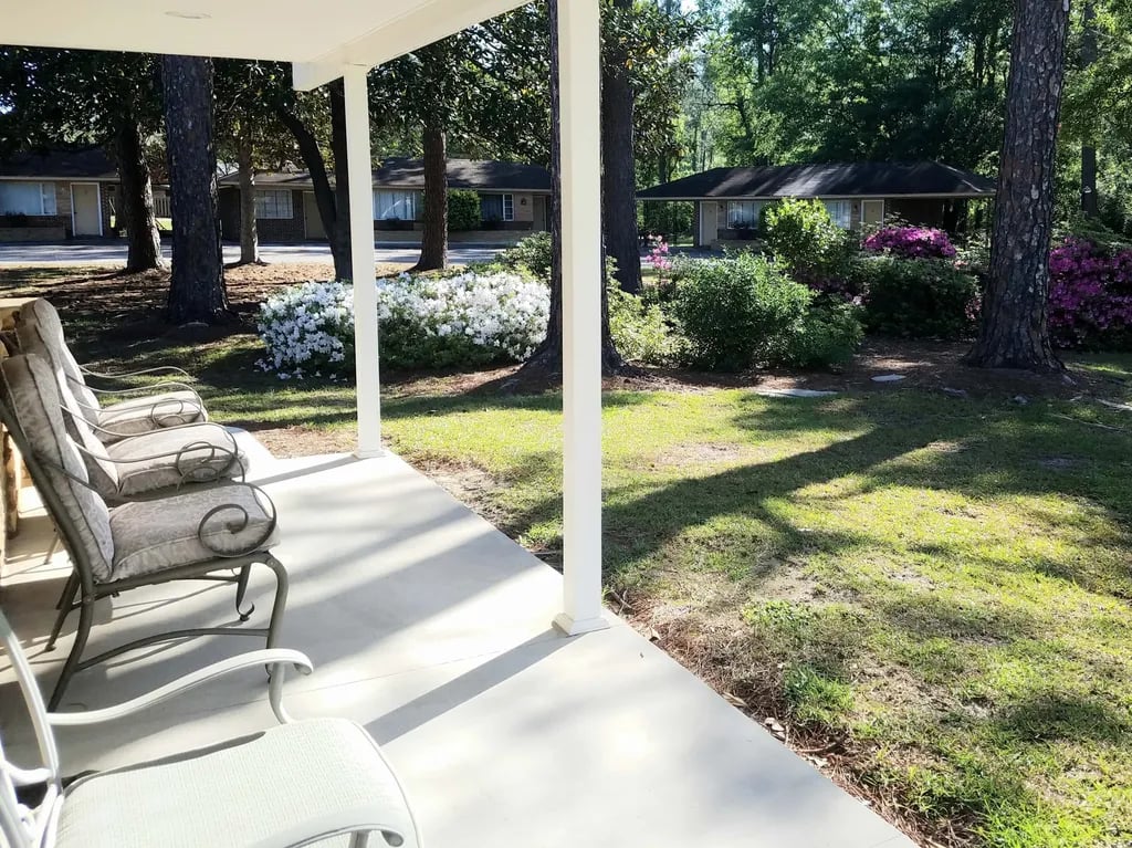 Parkwood RV Park & Cottages gallery 1