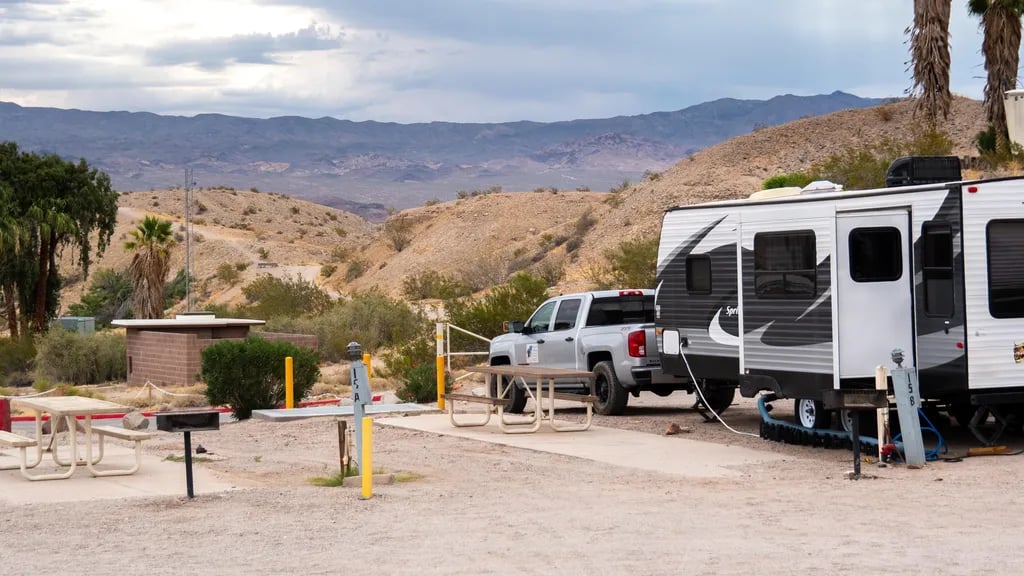 Nine Mile Coves Dispersed Beach Camping — Lake Mead National Recreation Area