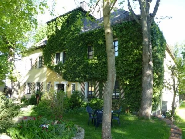 Hotel & Camping Schloss Issigau gallery 2