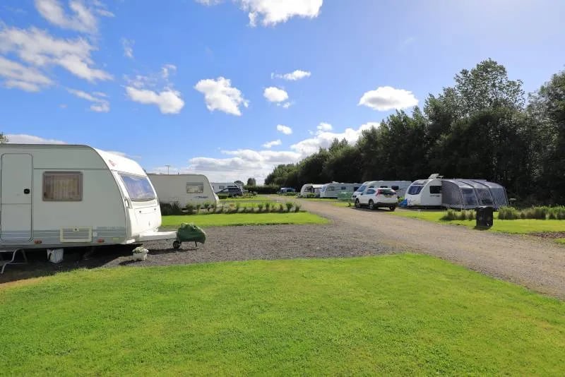 The Oaks Lakes Caravan Park gallery 3