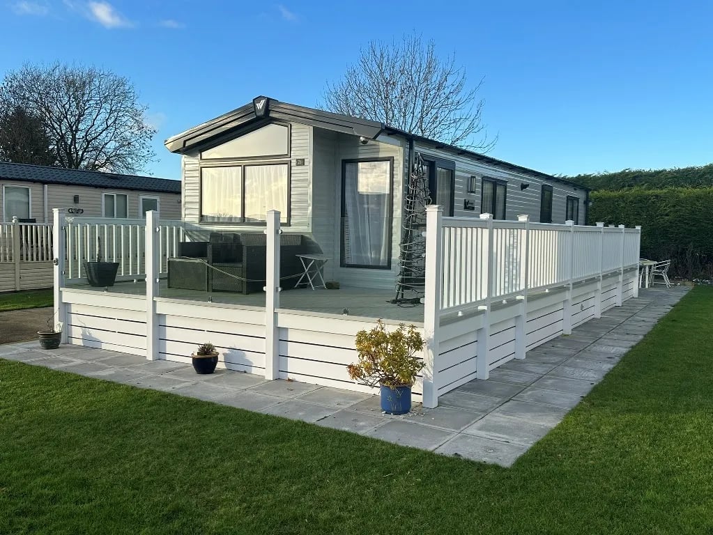 Bridge House Marina & Caravan Park