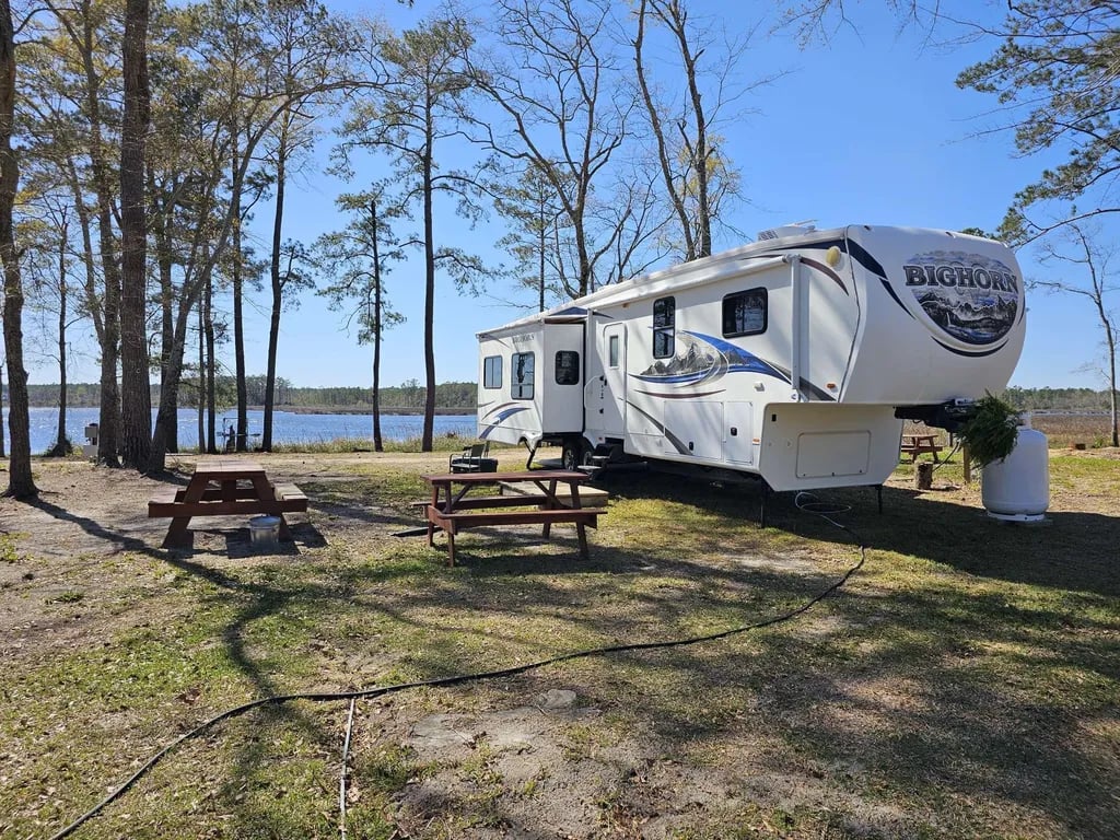 Dixon Landing RV Resort gallery 3