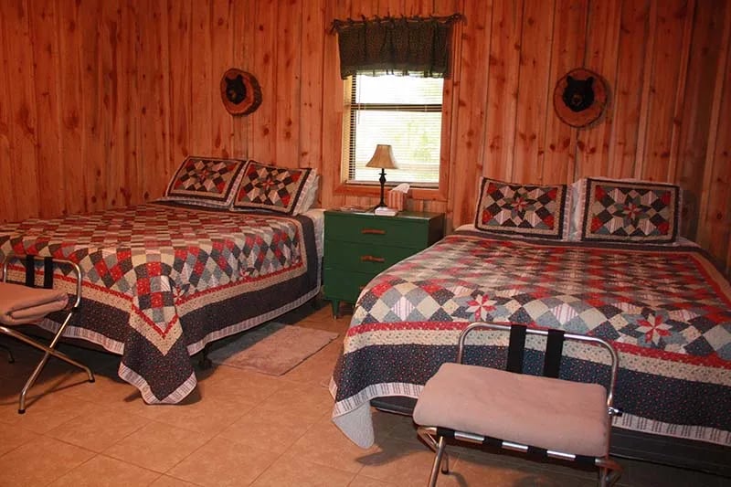 Heath Valley Cabins gallery 2