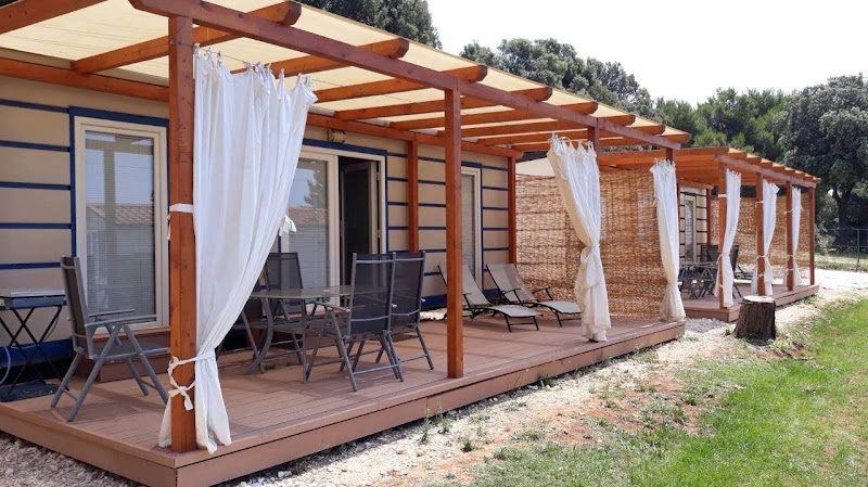 Kamp Grand Veles