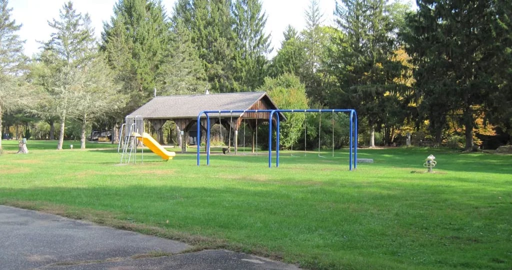 Peppertree Camping gallery 2