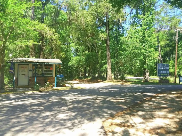 High Springs RV Resort and campground gallery 3