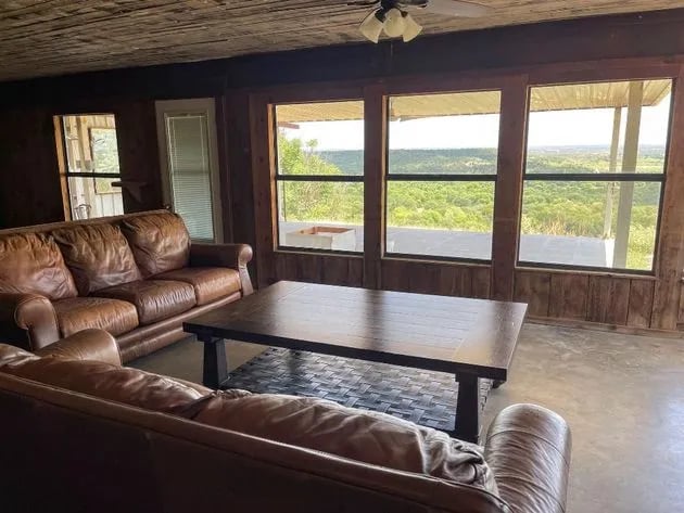Cross Timbers Glamping Company gallery 2