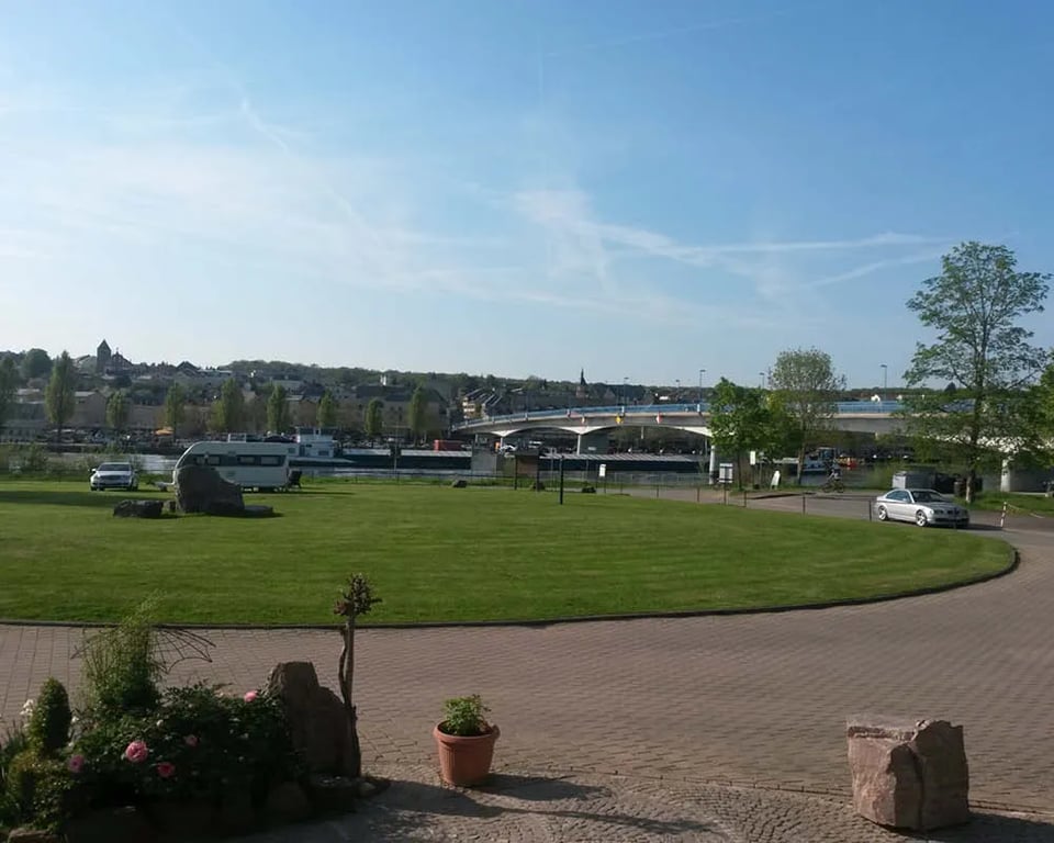 Mosel-Camping-Dreilndereck - CamplinQ