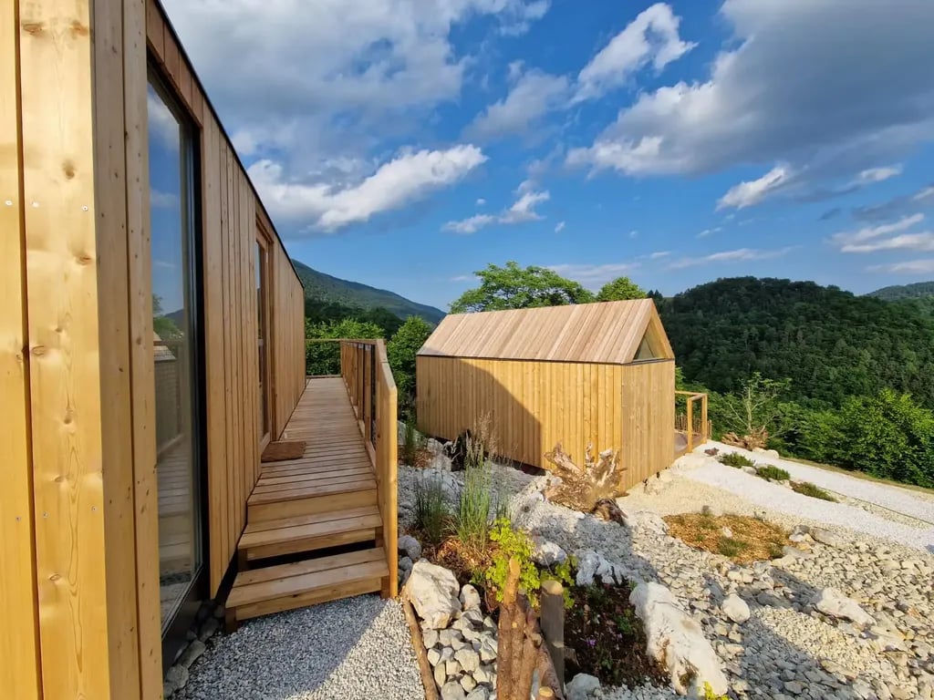 GoLife Center gallery 2