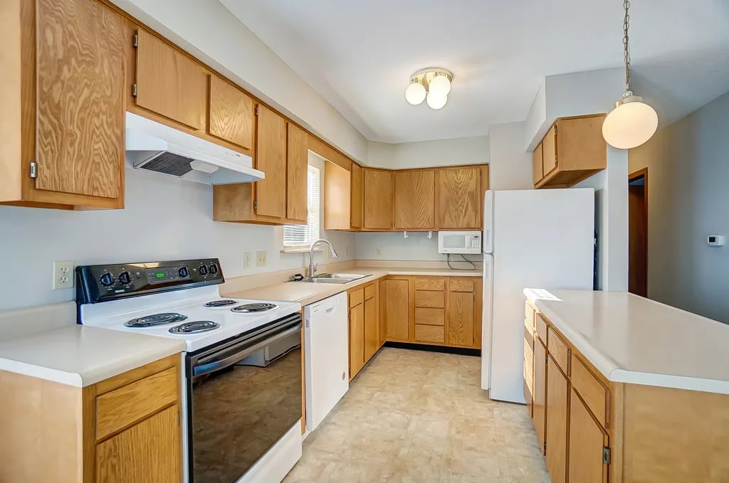 Deer Creek Crossing gallery 2