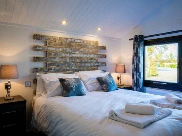 Fairwood Lakes Holiday Park gallery 3