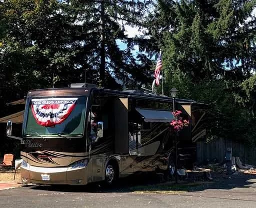 Issaquah Village RV Park gallery 2