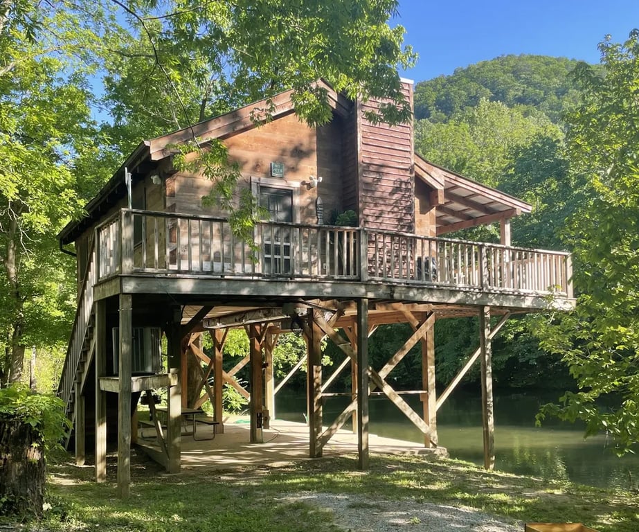 Whispering River RV Resort gallery 1