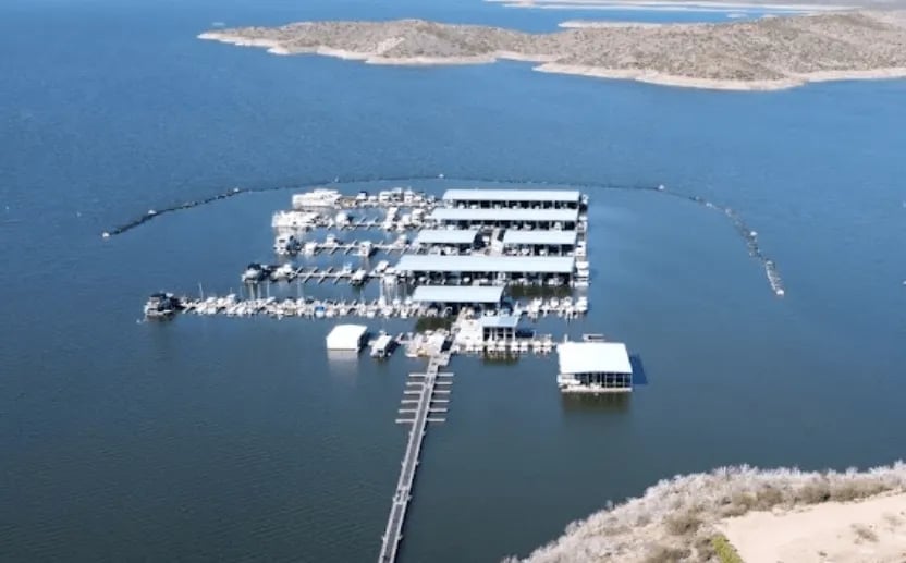 Roosevelt Lake Marina