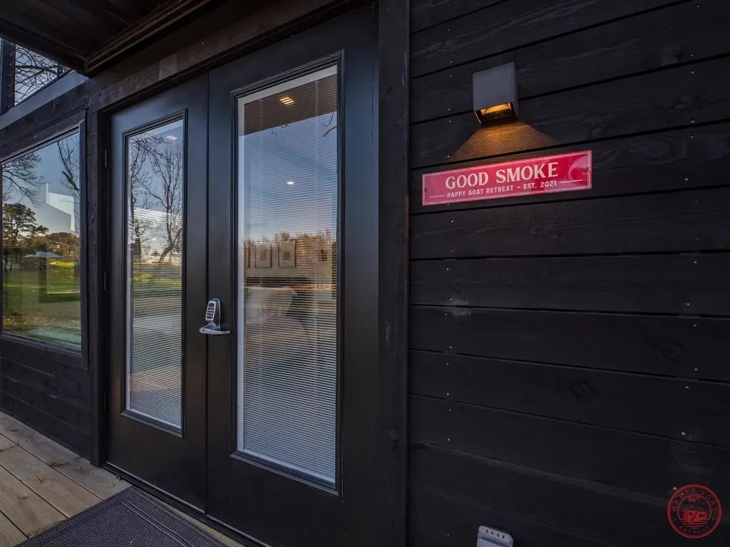 HAPPY GOAT RETREAT gallery 2