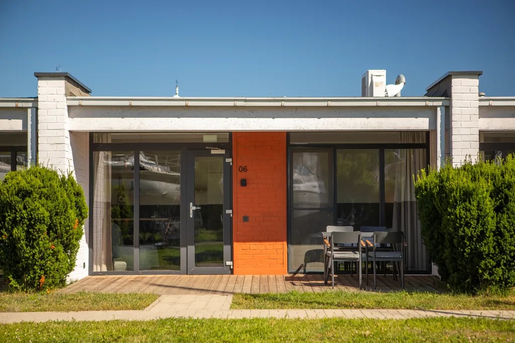 Smiltyne yachtclub gallery 2