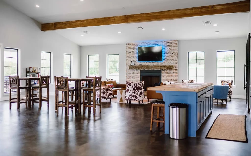 The Hill Top at Brenham Luxury RV Resort gallery 1