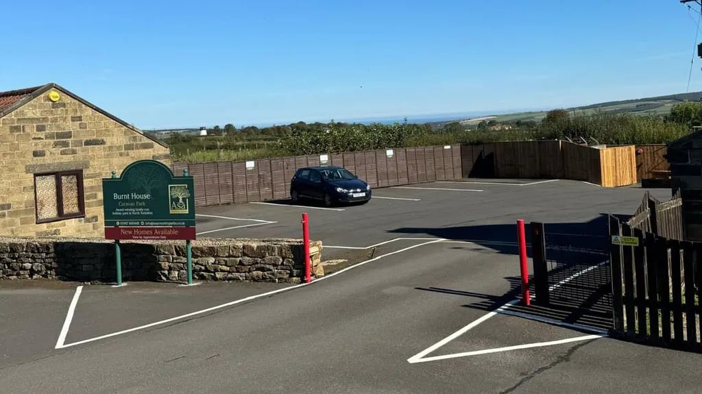 Burnt House Caravan Park gallery 1