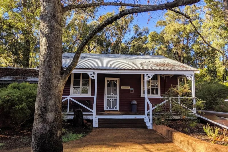 Perth Hills Discovery Centre Campground gallery 3
