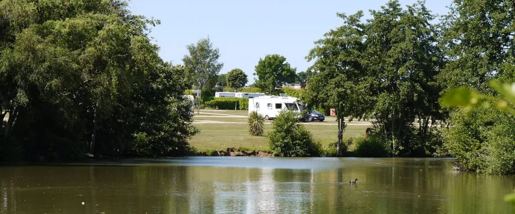 Homestead Lake Park gallery 3