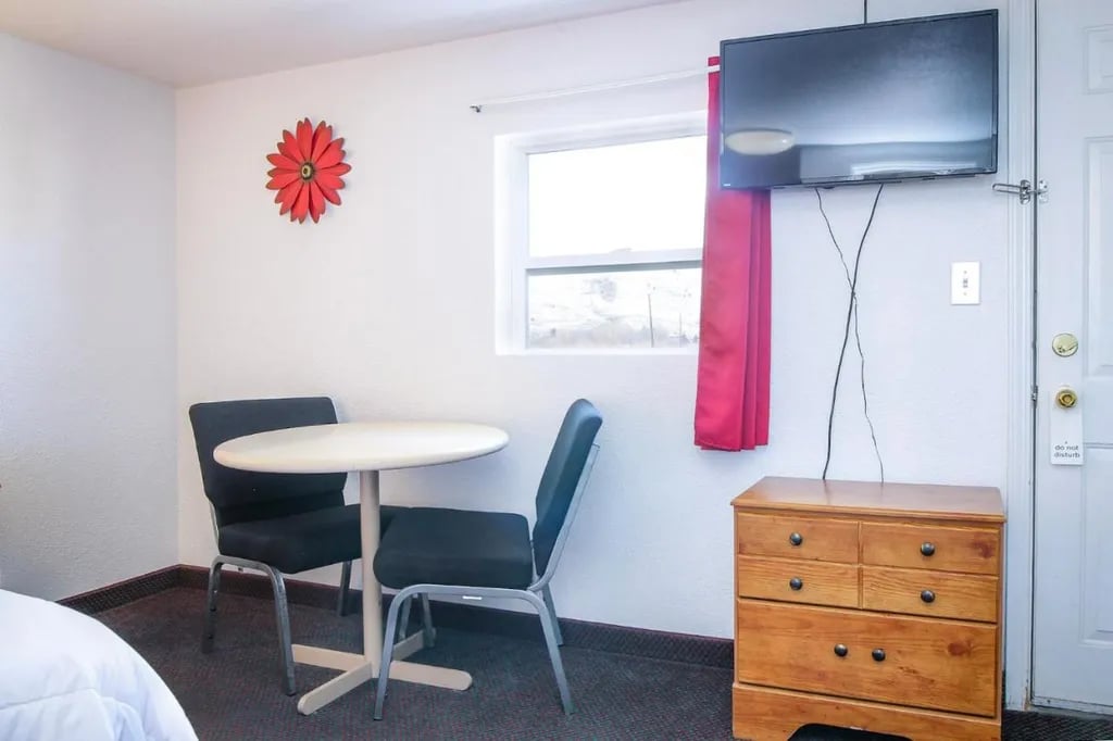 Baker City Motel & RV Center gallery 2