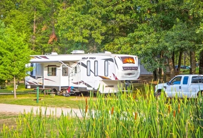 Neshonoc Lakeside gallery 1