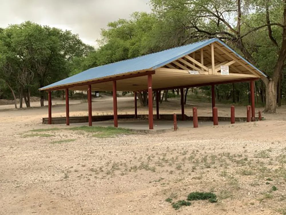 Buffalo Springs Lake