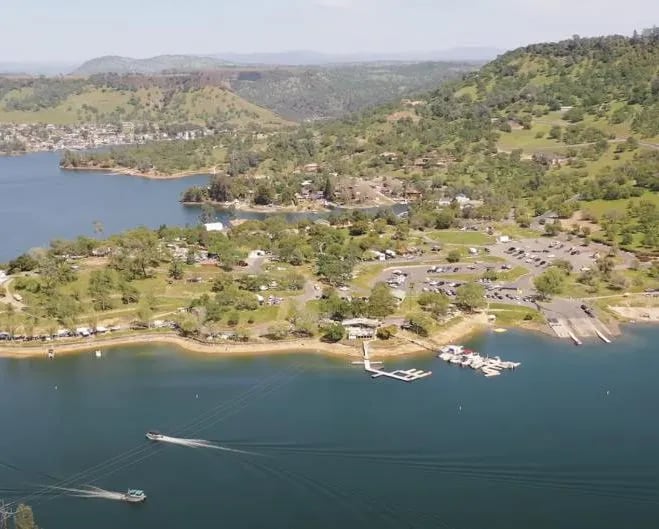 Lake Tulloch RV Campground and Marina