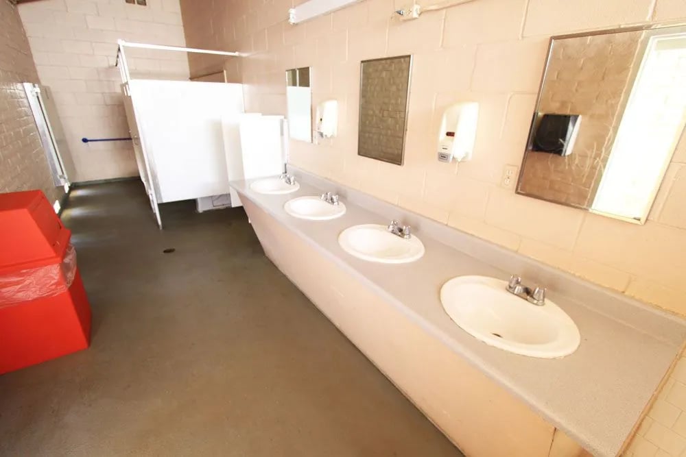 Lake Elsinore Marina & RV Resort (West Marina) gallery 1