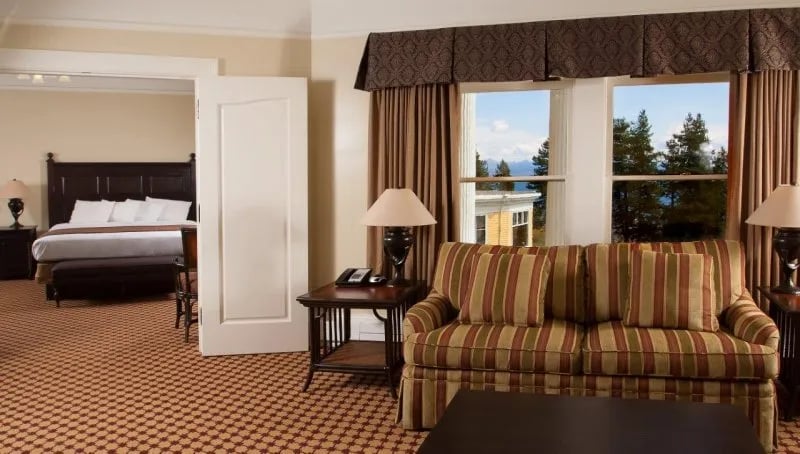 Lake Yellowstone Hotel and Cabins — Yellowstone National Park gallery 3
