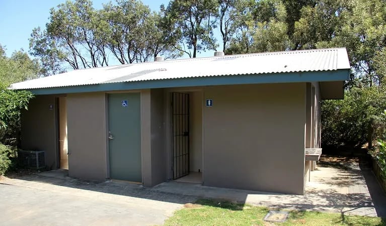 Putty Beach Campground gallery 1