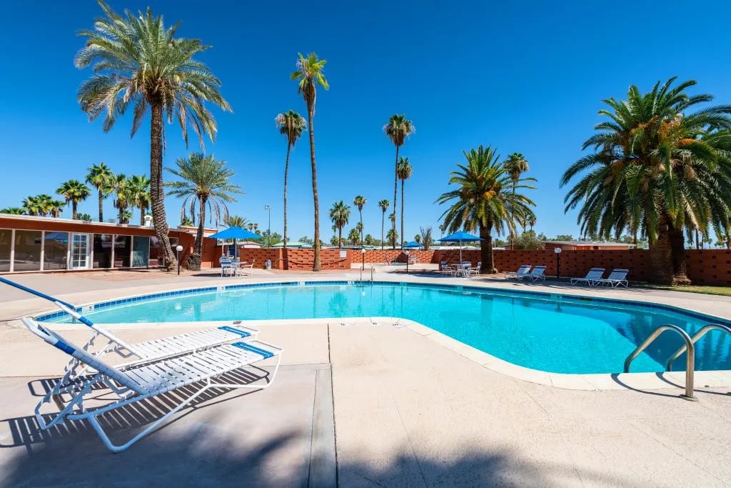 Holiday Village gallery 2