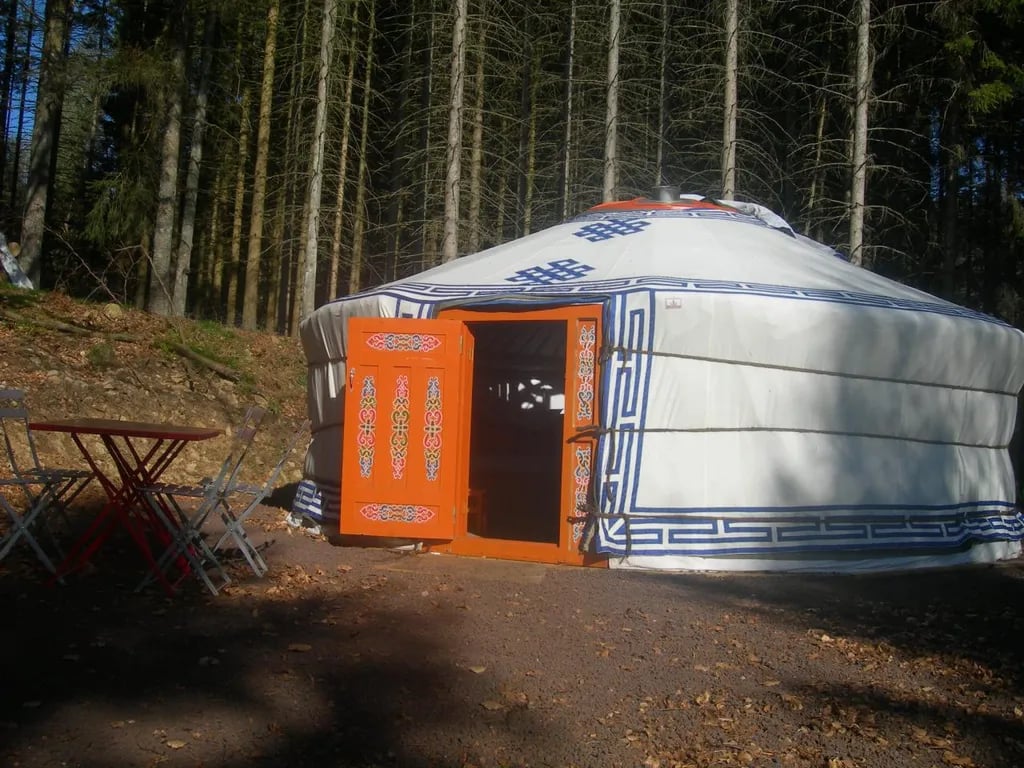 Les Roulottes et Cabanes du Livradois gallery 1