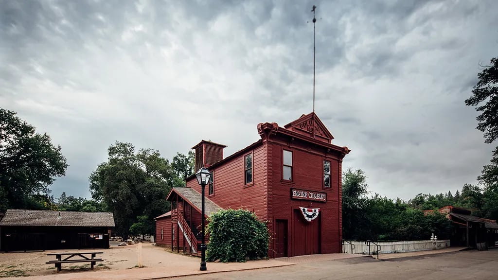 Burlington Campground — Humboldt Redwoods State Park gallery 1
