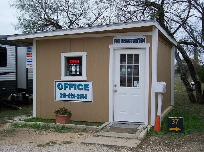 A Country Breeze RV Park gallery 2