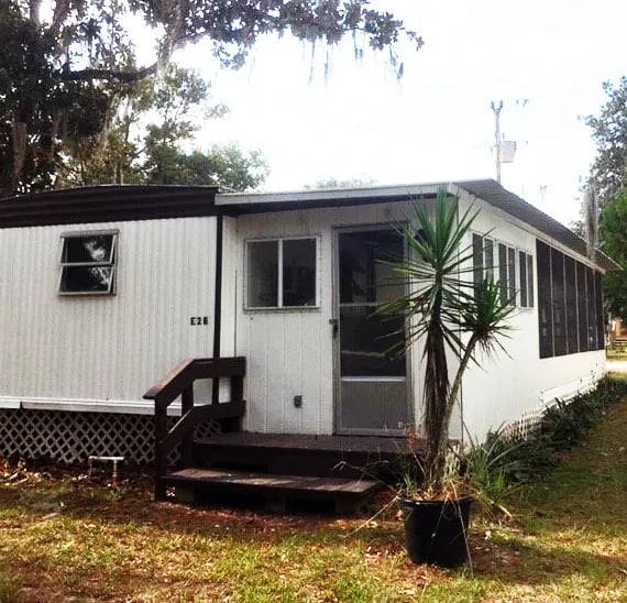 Lake Bryant Mobile Home & RV Park