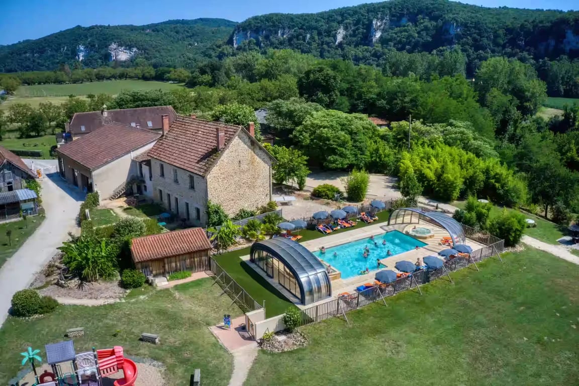 Flower Camping La Sagne