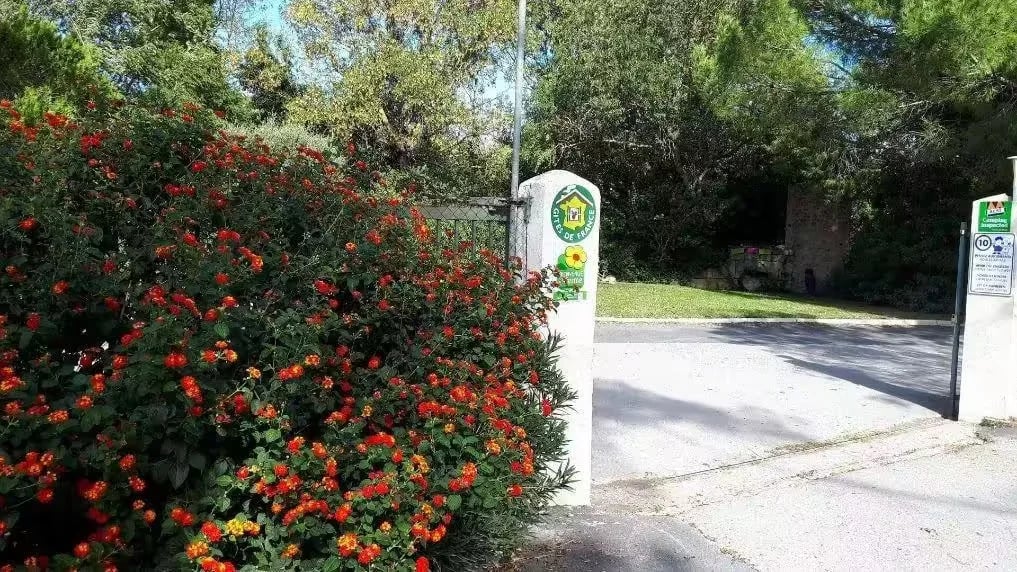 Camping aire naturelle DOMAINE DE VILLEMARIN gallery 2