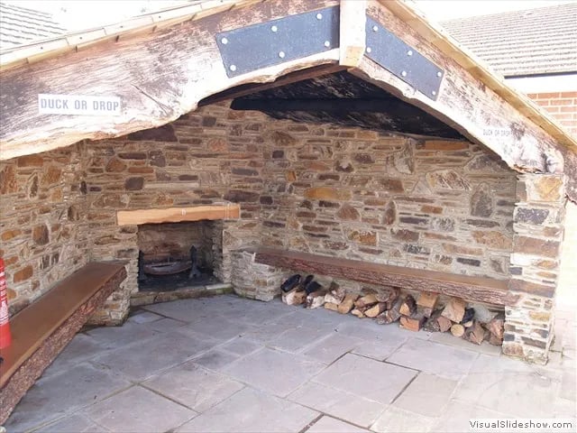 Kennford Int. Caravan Park gallery 3